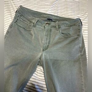 American Eagle Sage Green Tomgirl Pants Size 6